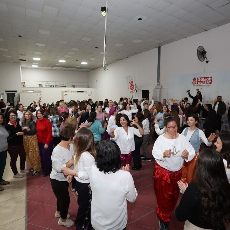 Yeniköy'de şalvar gecesine büyük ilgi