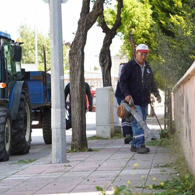 Yunusemre'de yaz mesaisi başladı