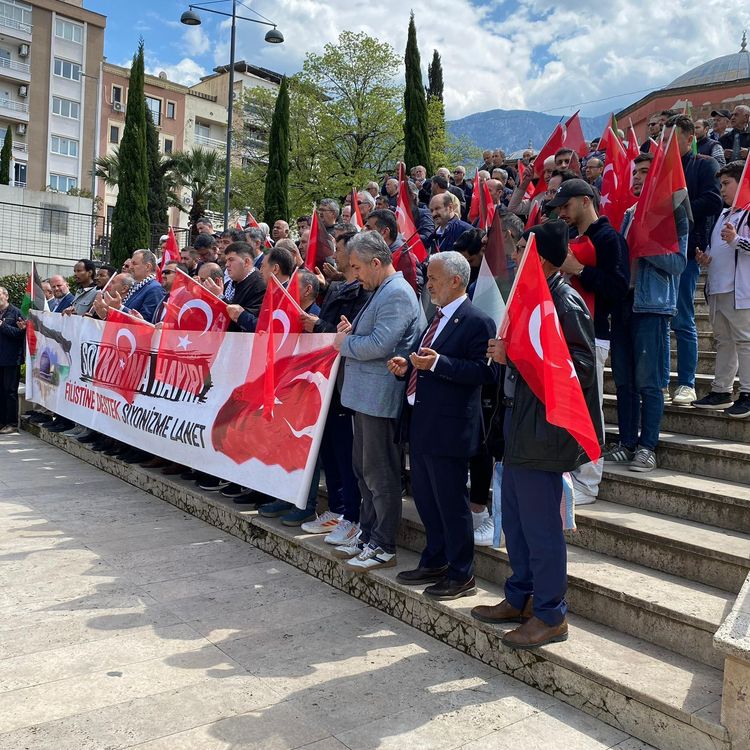 Manisa’da Filistin’e Destek Basın Açıklaması Düzenlendi