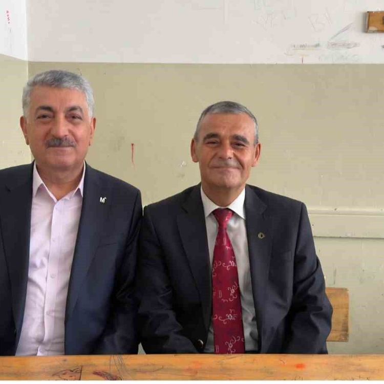 42 yıl sonra aynı sırada buluştular