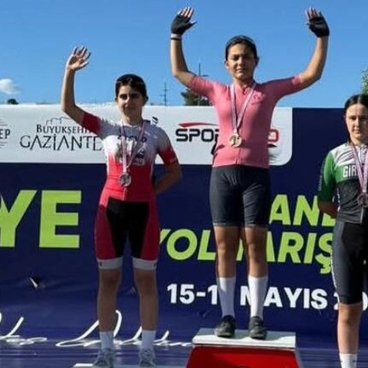 Akhisarlı pedallar Gaziantep'te zirveye çıktı