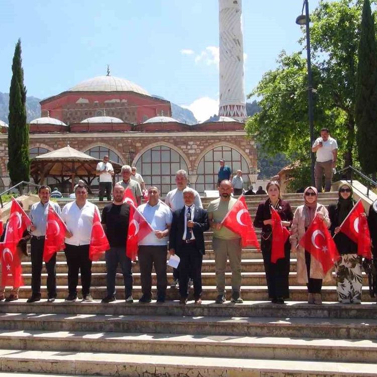 Büyük Aile Platformu'ndan 'Temiz Ekran Hareketi' çağrısı