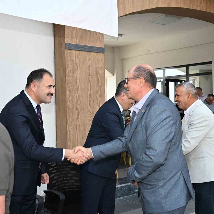 Demirci'de geleneksel bayramlaşma programına yoğun katılım