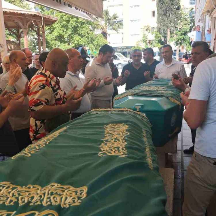 Kalp masajı yaptığı arkadaşının ardından o da öldü