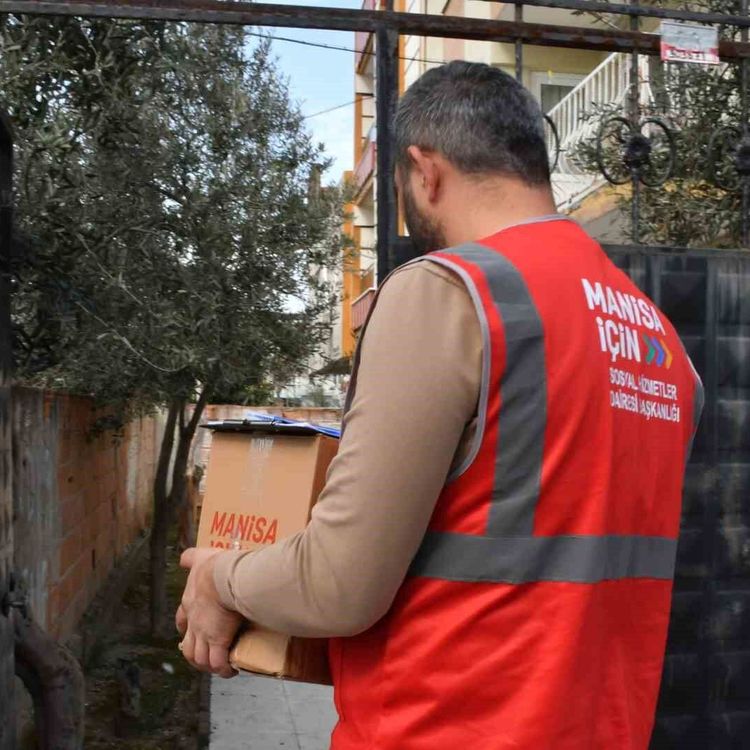 Manisa Büyükşehir'den bayram öncesi gönüllere dokunan destek