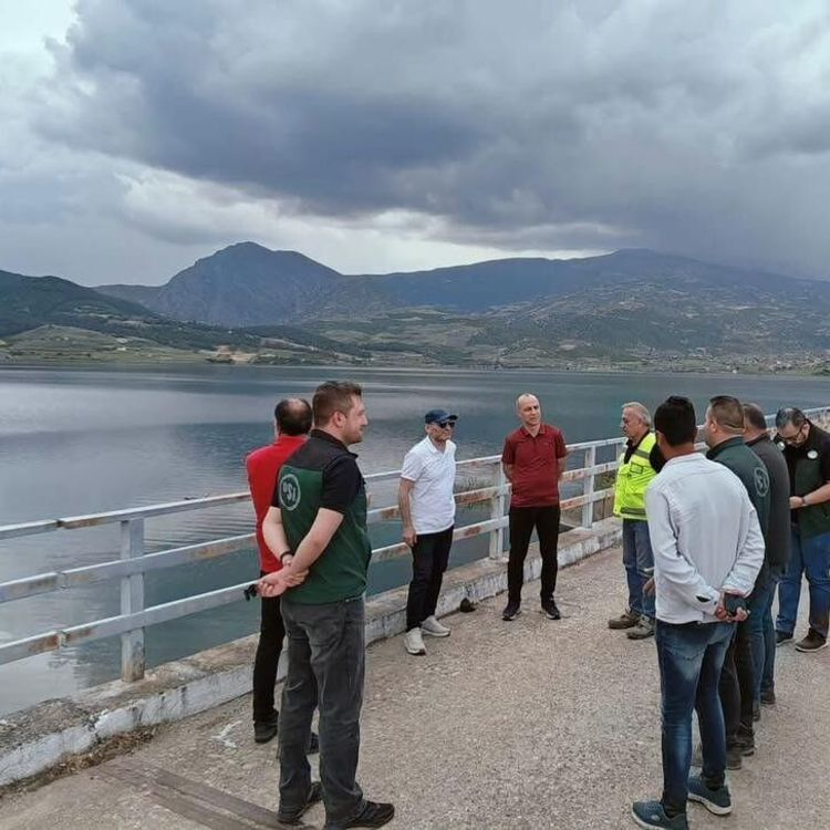 Manisa'da barajlar doldu, kapaklar açıldı