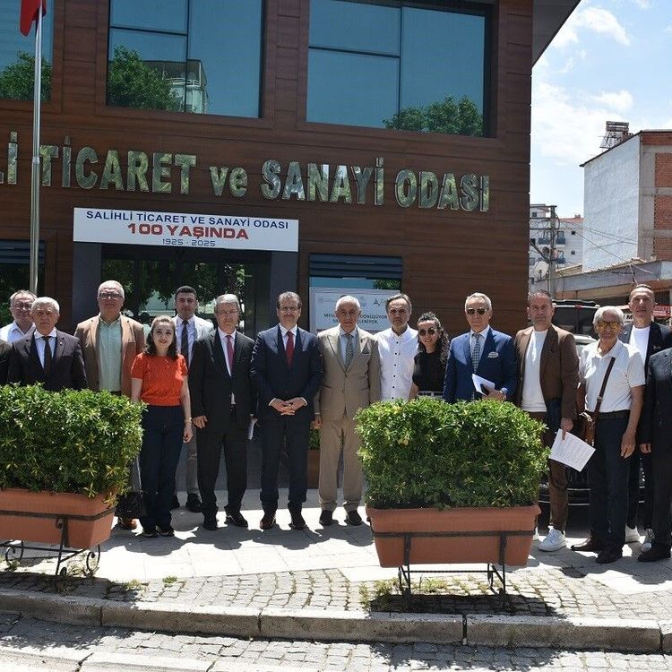 Salihli'de Kültür ve Sanat Vakfı için çalışmalar hızlandı