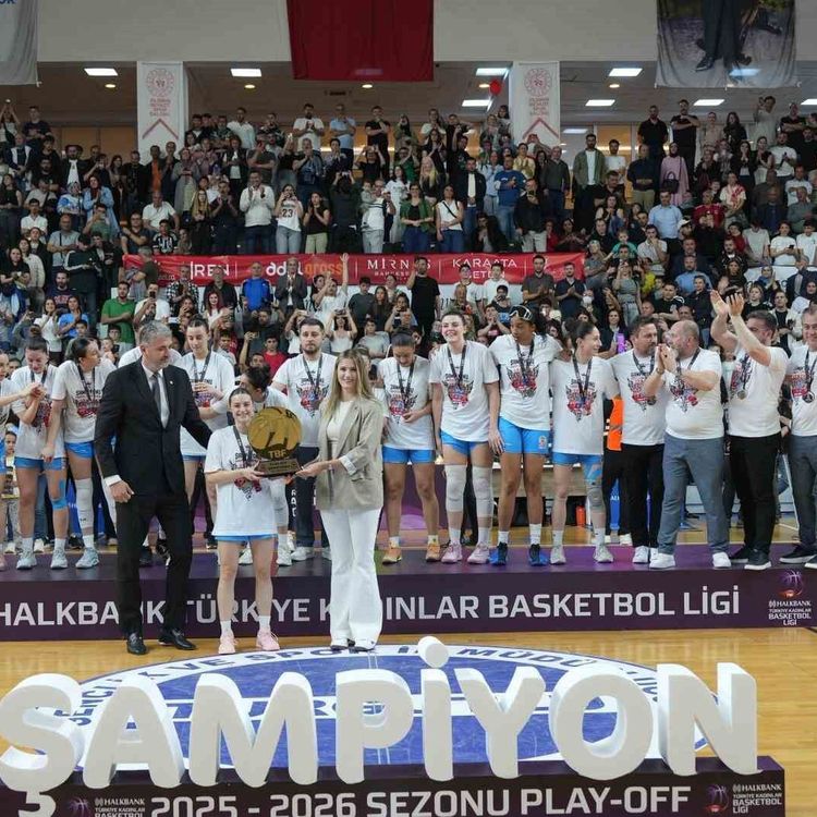 Turgutlu Belediyesi Kadın Basketbol Takımı, Süper Lig'e yükseldi