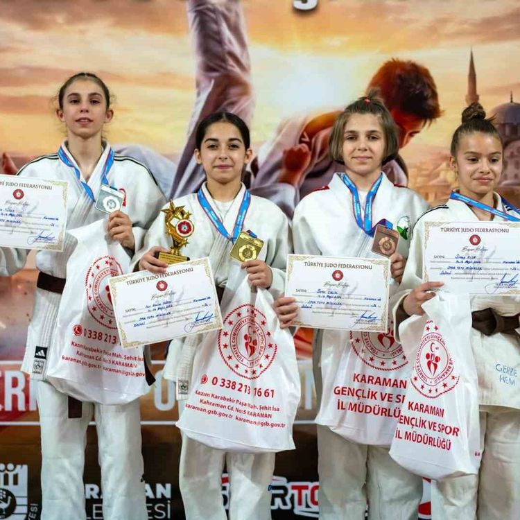 Yunusemreli judoculardan Türkiye Şampiyonası'nda çifte madalya
