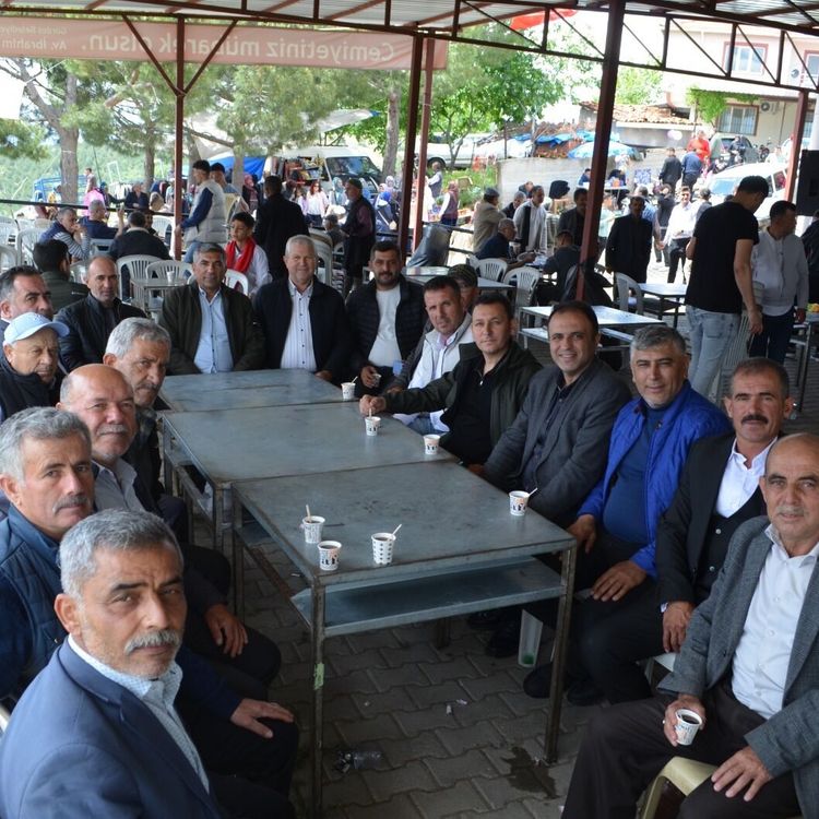 GÖRDES KÖSELER'DE GELENEKSEL KÖY HAYRI COŞKU DOLU GEÇTİ