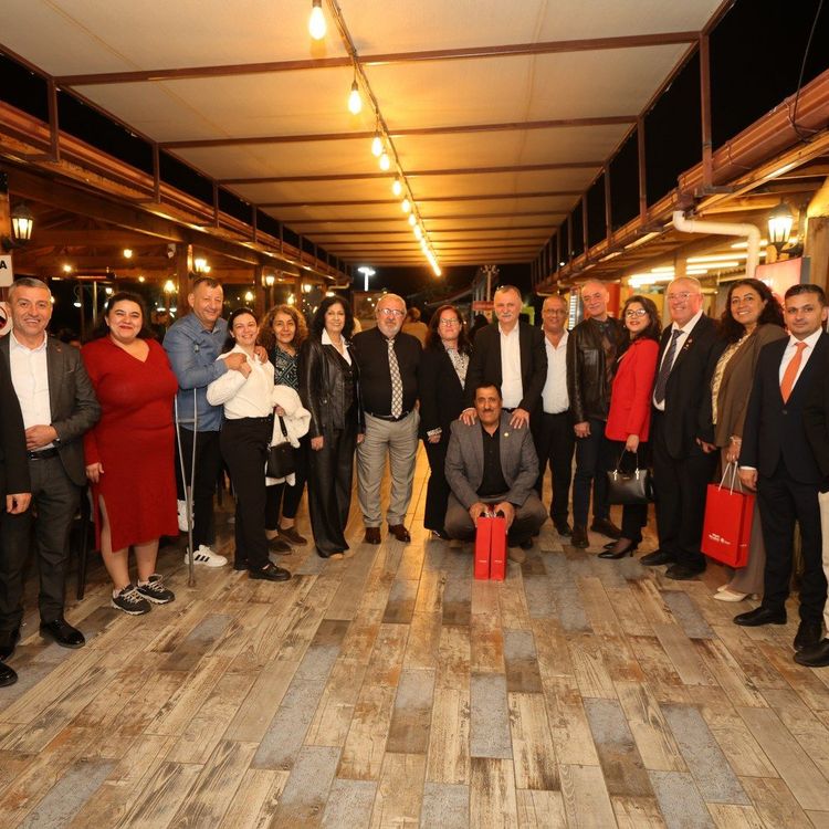 BAŞKAN BALABAN, MERKEZ MAHALLELERİN MUHTARLARINI AĞIRLADI