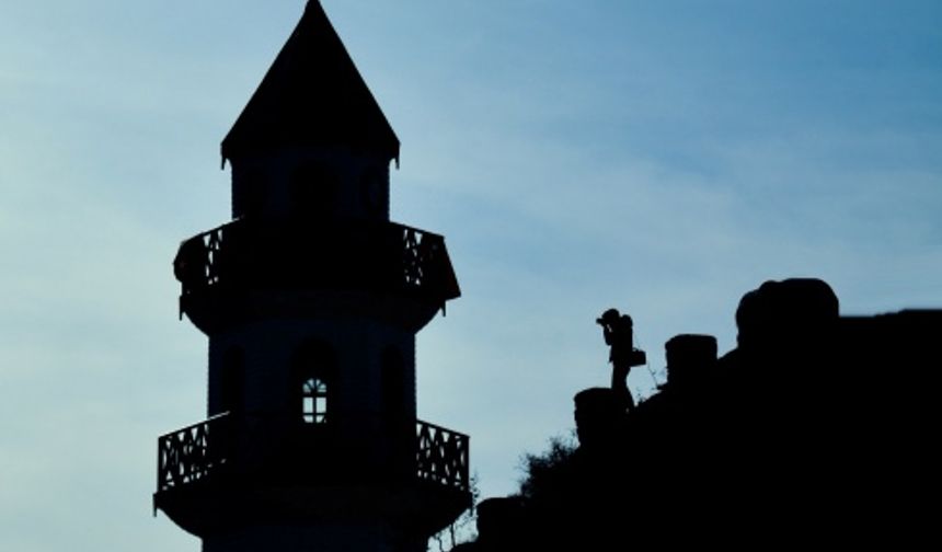 Manisalı Fotoğrafçılar Sonbaharın Renklerini Yedigöller’de Fotoğrafladı