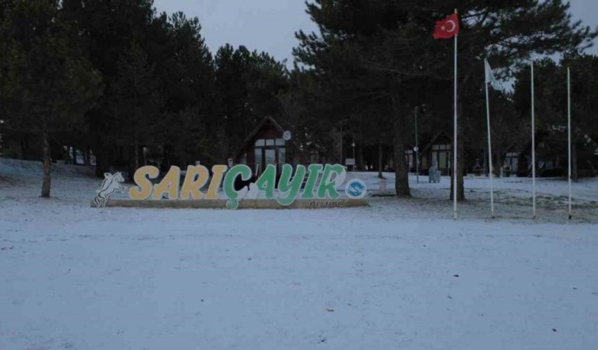 Manisa’da yüksek kesimlerde kar yağışı etkili oldu