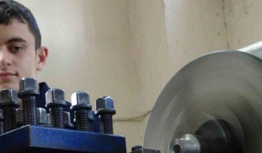 Geleceğin savunma sanayi uzmanları Manisa’da yetişecek