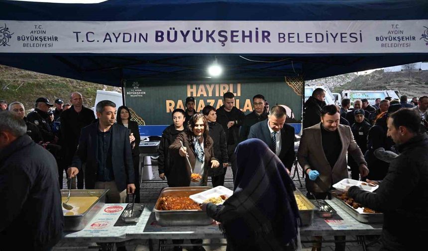 Başkan Çerçioğlu Yenipazar'da vatandaşlarla iftar sofrasında buluştu