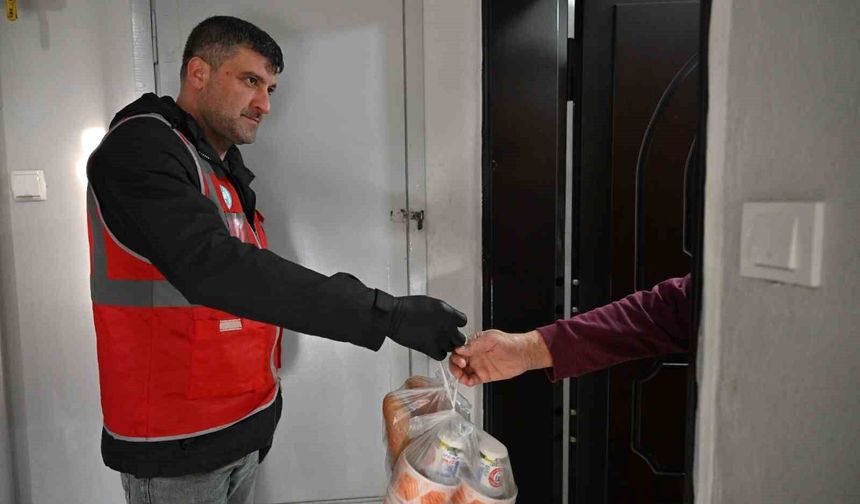 Manisa'da Ramazan boyunca gönül sofralarıyla rekor hizmet