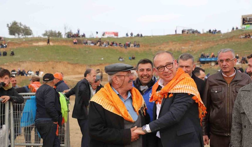 Turgutlu'da deve güreşleri heyecanı yaşanacak