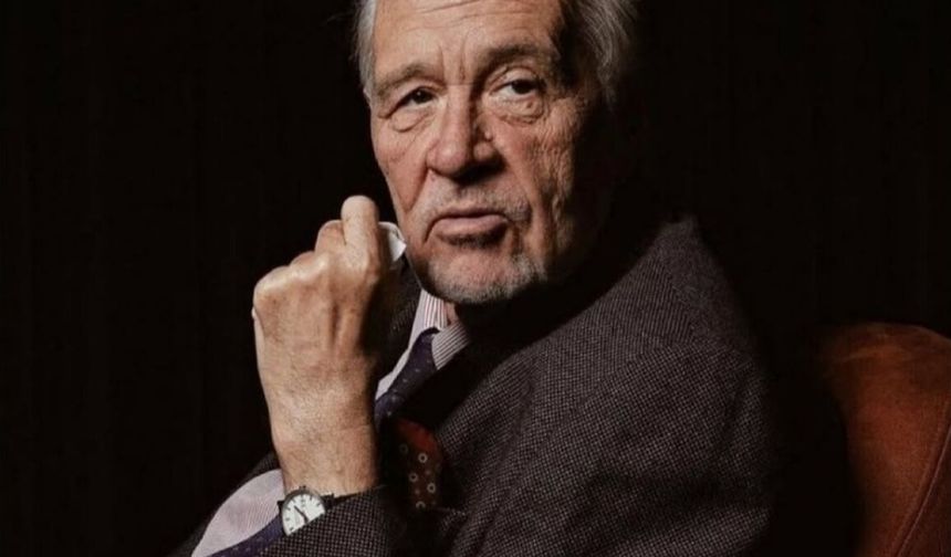 Tarihçi Prof. Dr. İlber Ortaylı Hayatını Kaybetti