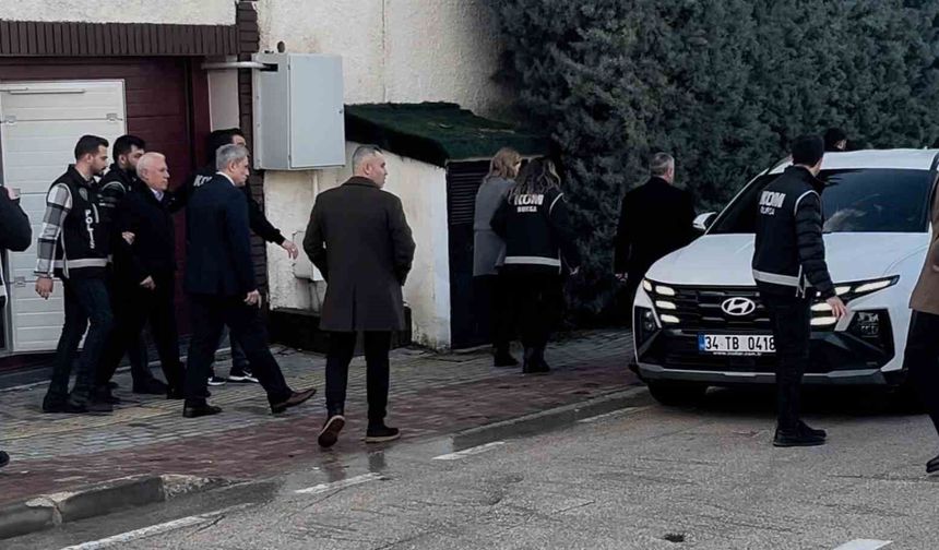 Bursa Büyükşehir Belediye Başkanı Mustafa Bozbey tutuklandı