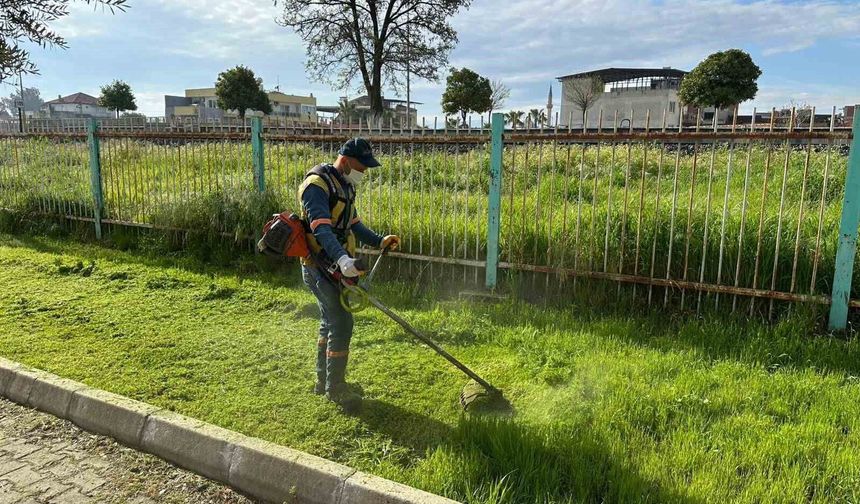 Aydın Büyükşehir'den Germencik ve İncirliova'da yeşil alan çalışması