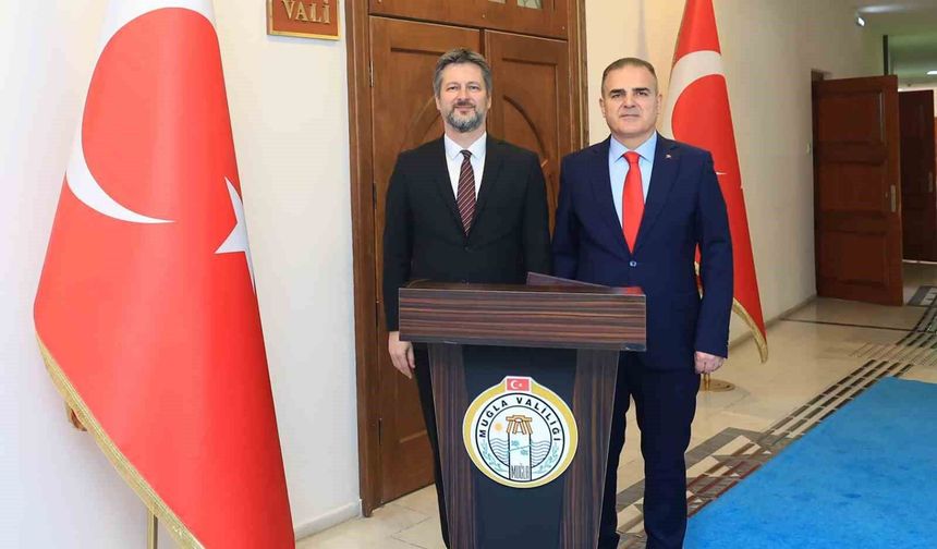 Görev süresi biten Macaristan Büyükelçisinden Vali Akbıyak'a veda ziyareti