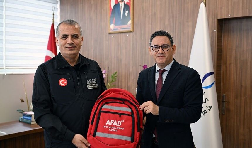 MCBÜ Spor Bilimleri Fakültesi'nde 'Afet ve Yangın Farkındalığı' etkinliği düzenlendi