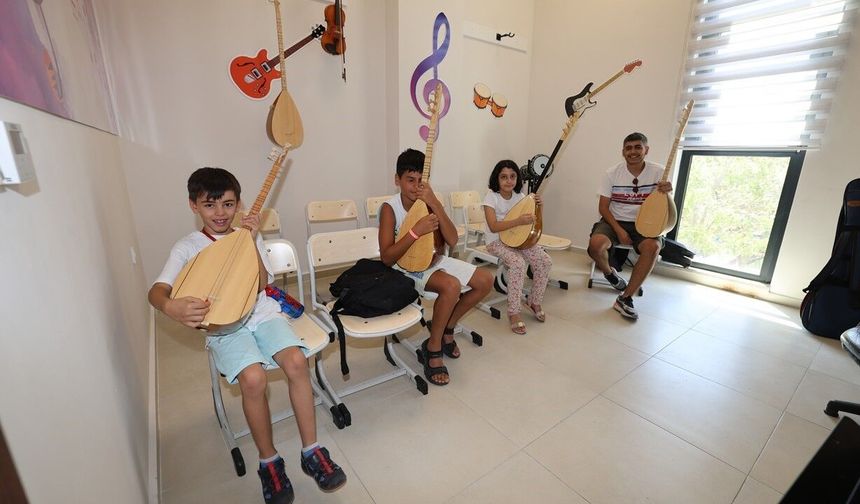 Şehzadeler Belediyesi'nde yeni dönem müzik kursları başlıyor