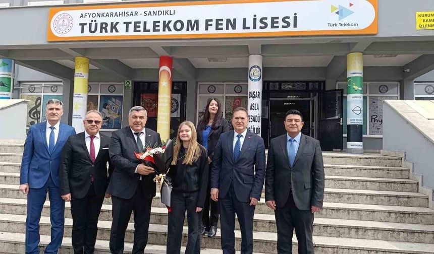 Sünnetci, YKS adayı gençlere öğütler verdi