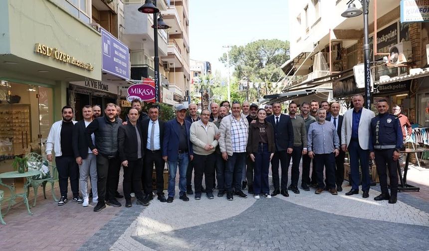 Yenilenen Sevgi Yolu esnafından Başkan Şimşek'e kahvaltılı teşekkür