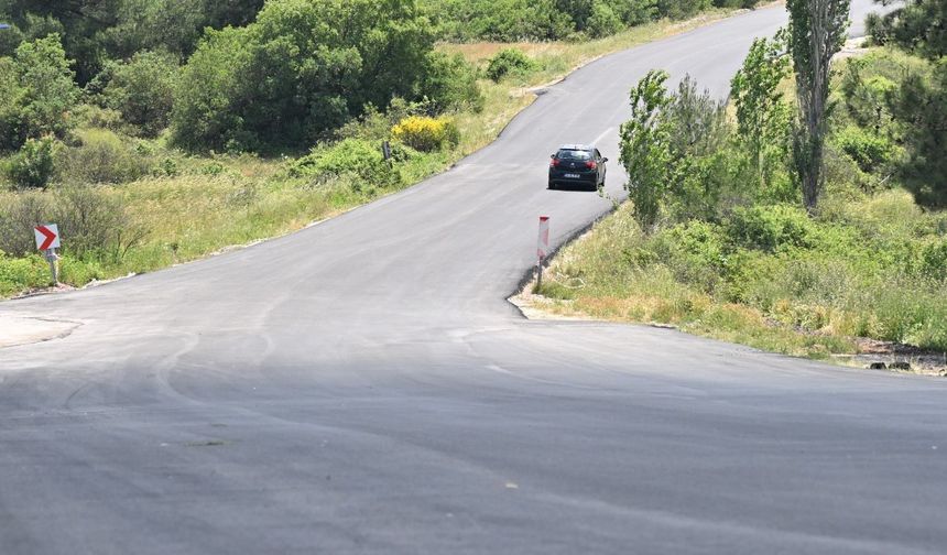 Büyüksümbüller ile Ortaköy arasındaki yol sıcak asfaltla yenilendi