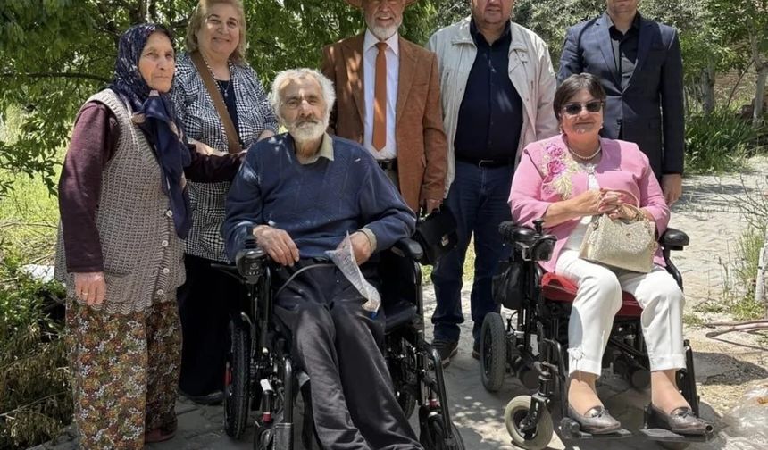 Hayırseverden 5 engelliye bayram hediyesi