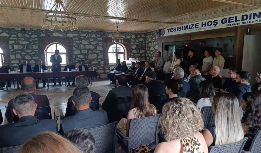 Selendi'de bayramlaşma programı düzenlendi