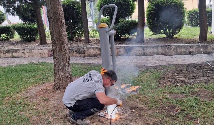 Şehzadeler’de Park ve Spor Alanları Yenileniyor: Başkan Şimşek'ten "Konfor" Vurgusu