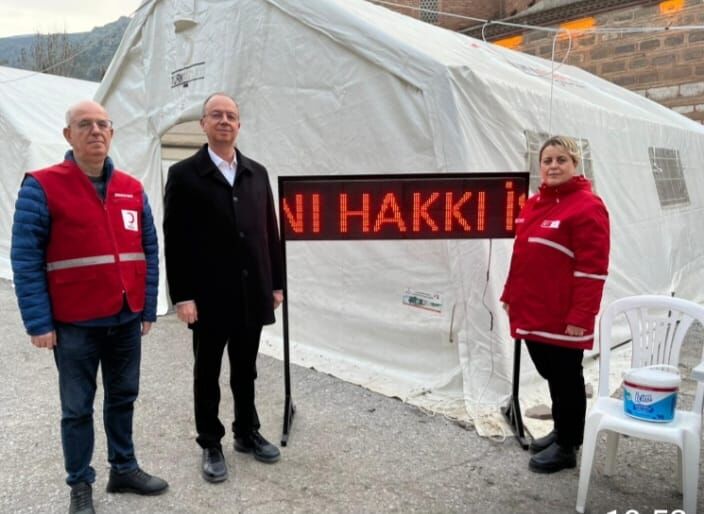 KIZILAY ŞEHZADELER SOFRASINDA BEREKETLİ BULUŞMA: 21. GÜNÜN HAYRINI İŞ İNSANI HAKKI İŞCAN ÜSTLENDİ