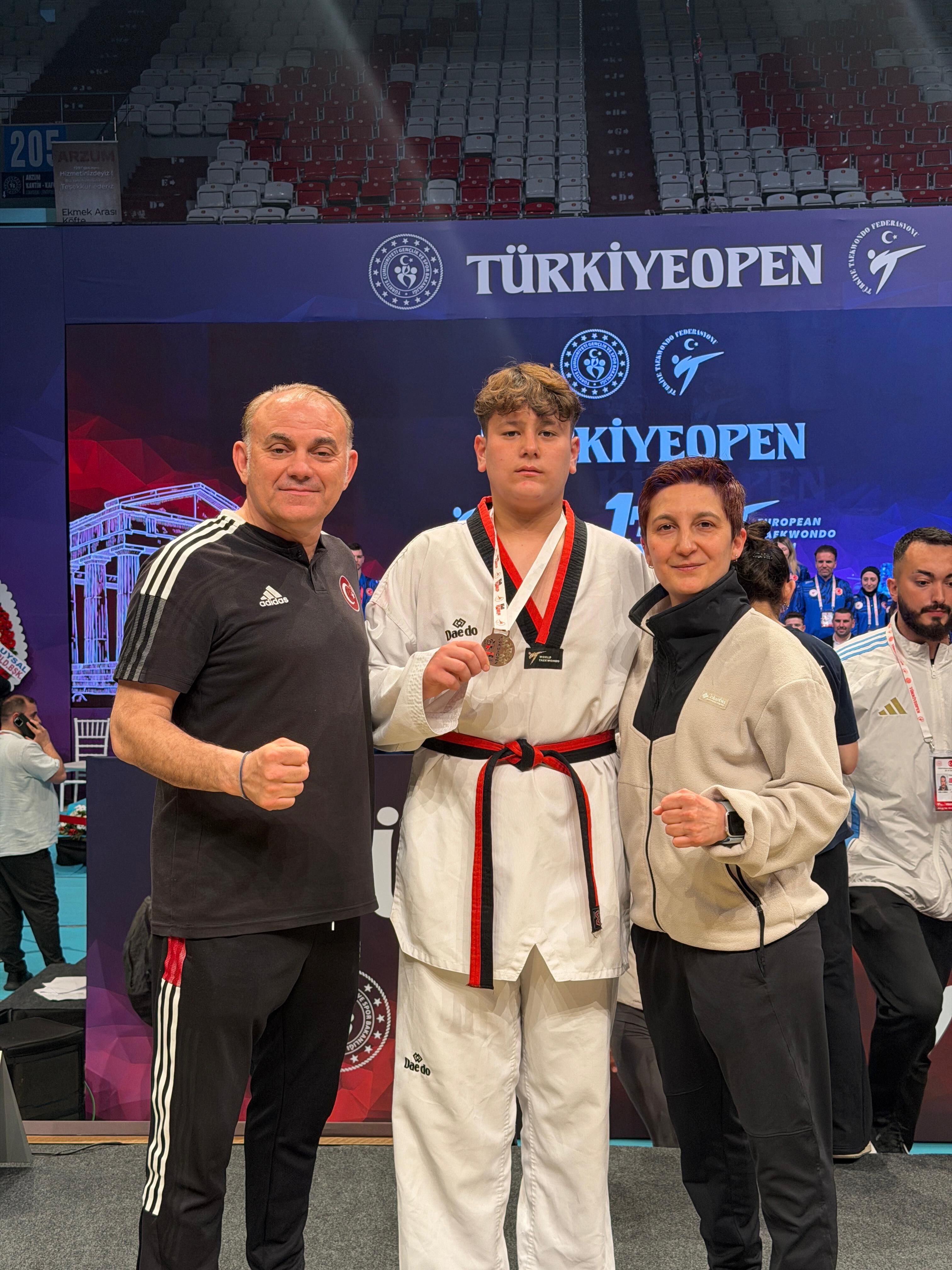 Manisalı Sporcu Engin Ayaz Şahin’den Uluslararası Başarı