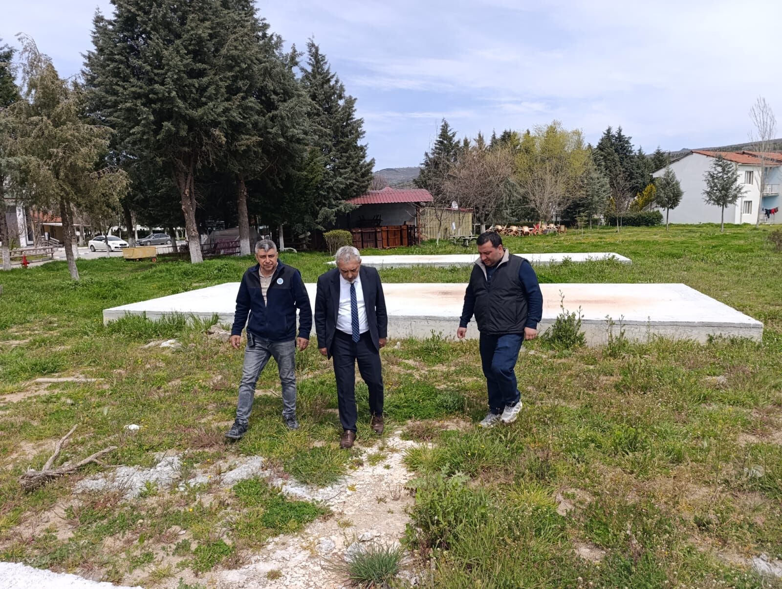 I M G 20260416 W A0000