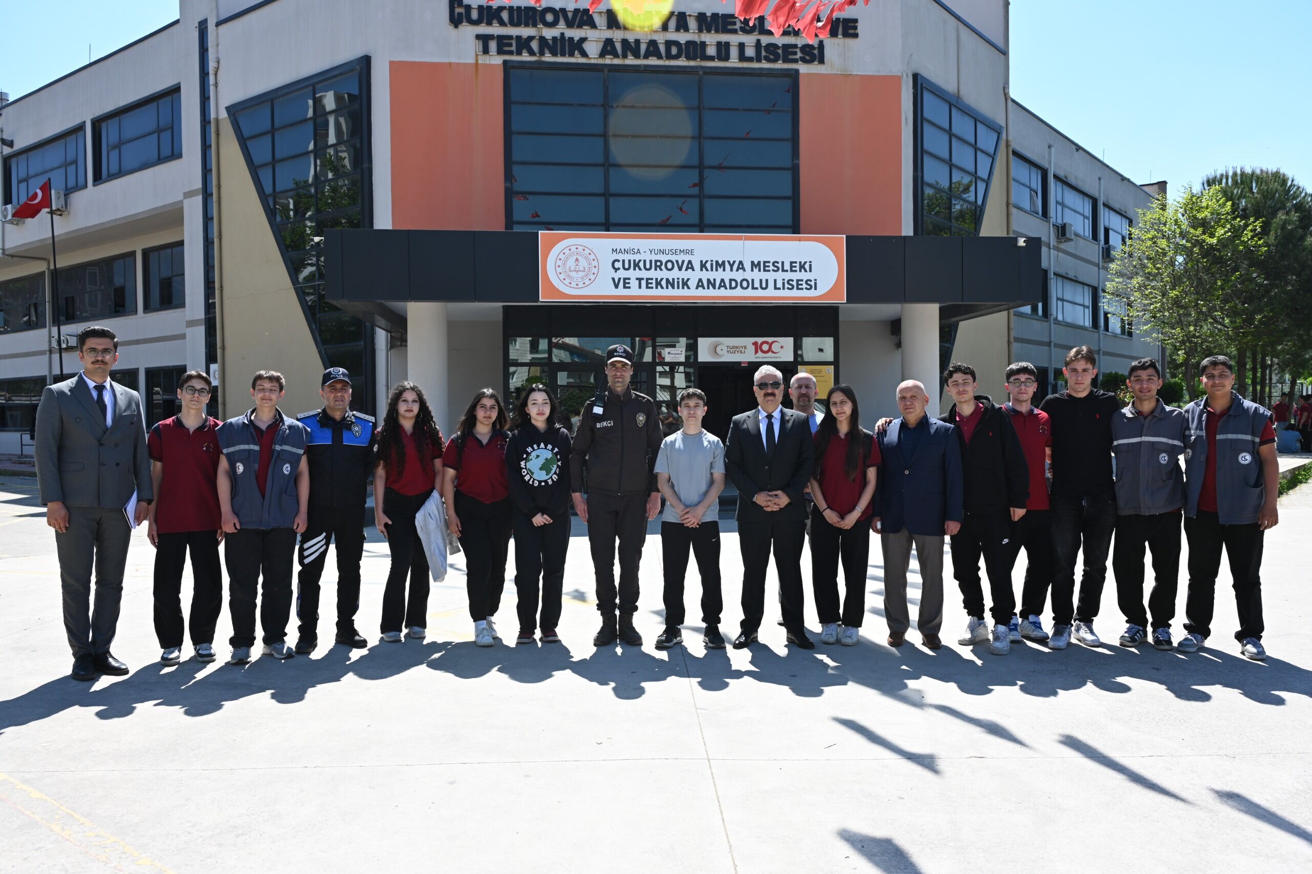 "Güvenli Eğitim, Geleceğe Yatırımdır": Manisa Emniyet Müdürü Aktaş Sahada