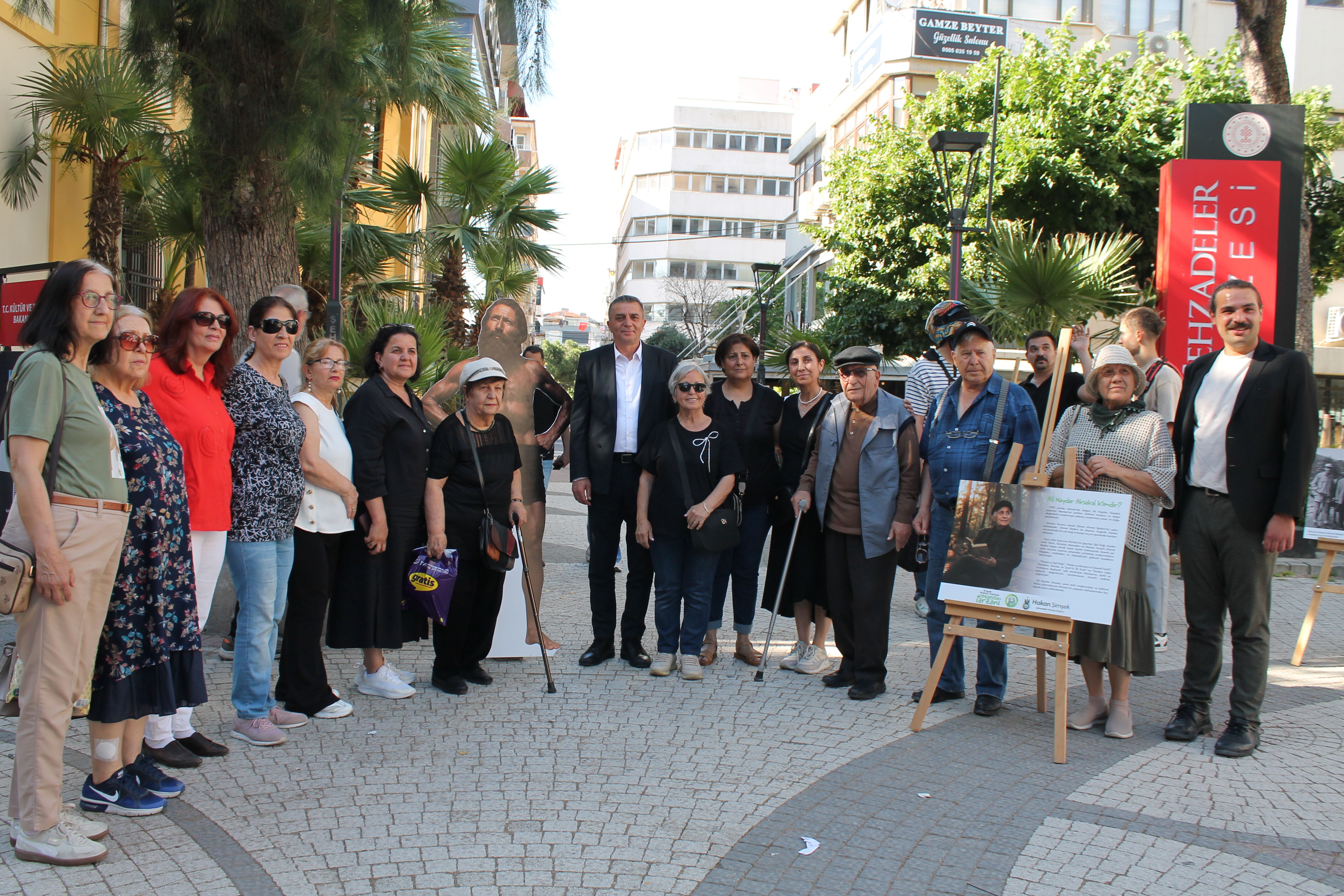 Manisa Tarzanı’nın Yaşamı Fotoğraflarla Anlatılıyor