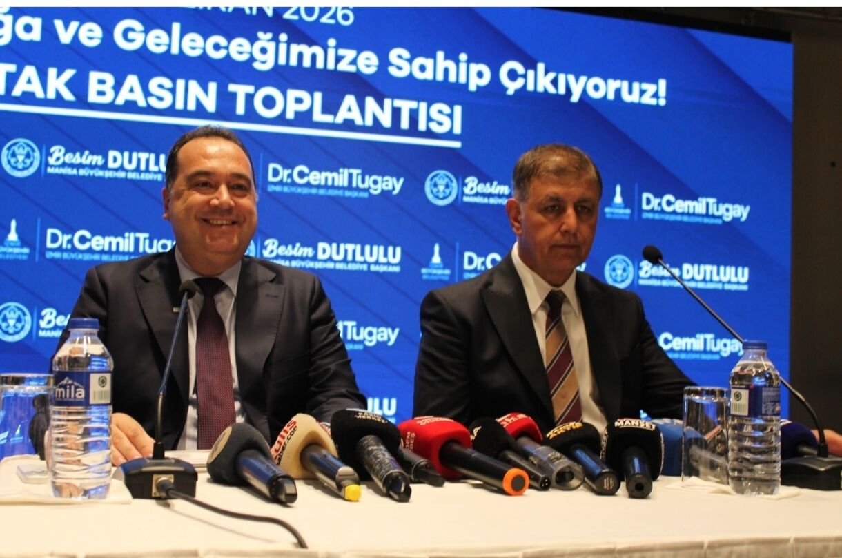 Gediz İçin Tarihi Zirve: "Sadece Su Değil, Zehir Akıyor!"